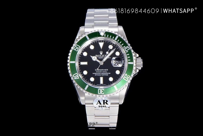 For Sale: Vintage Rolex Submariner 16610LV-93250 Replica 第7张