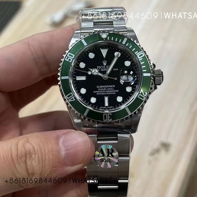 For Sale: Vintage Rolex Submariner 16610LV-93250 Replica 第3张