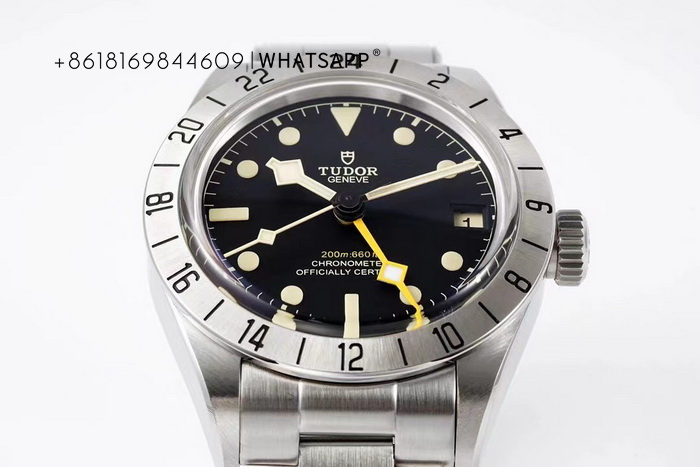 The top-level replica Tudor M79470-0001 BLACK BAY PRO 39mm watch is on sale 第6张