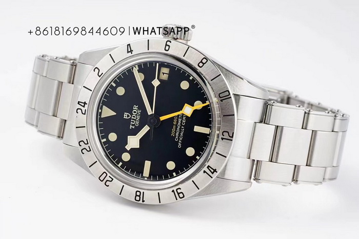 The top-level replica Tudor M79470-0001 BLACK BAY PRO 39mm watch is on sale 第5张