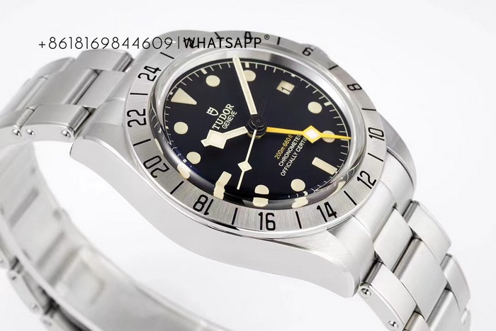 The top-level replica Tudor M79470-0001 BLACK BAY PRO 39mm watch is on sale 第3张