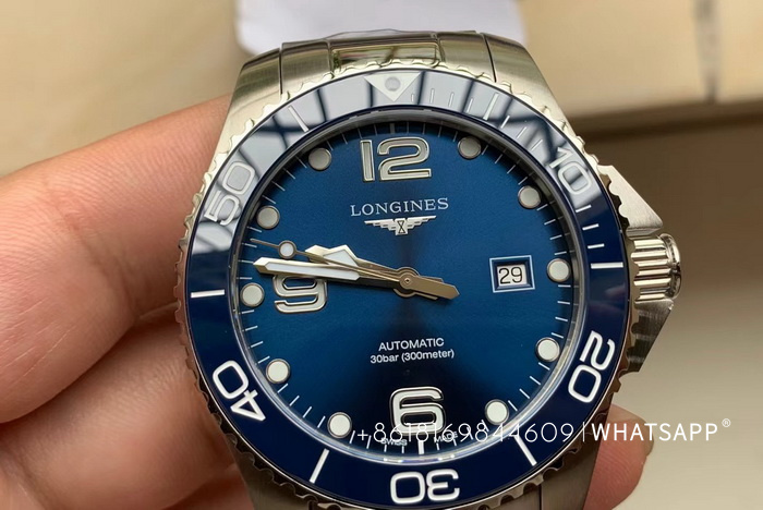 Introduction to the VS Factory Longines HydroConquest (blue) L3.782.4.96.6 43mm Replica Watch 第4张