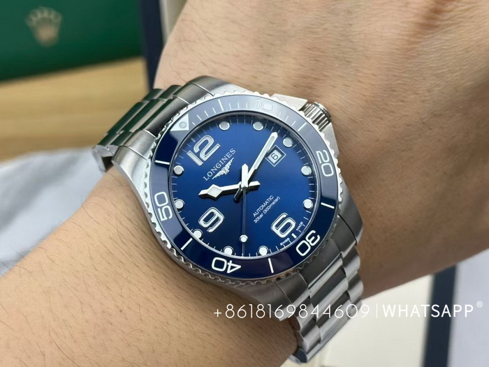 Introduction to the VS Factory Longines HydroConquest (blue) L3.782.4.96.6 43mm Replica Watch 第3张