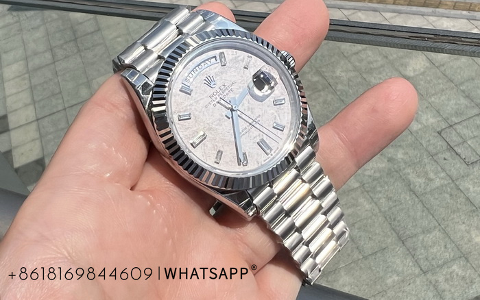 Introduction to the Rolex OYSTER PERPETUAL DAY-DATE 228239-0055 Replica Watch 第7张