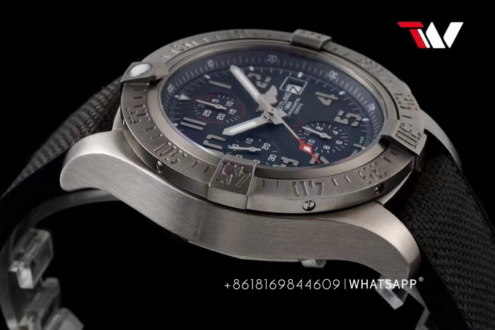 Purchase of top-grade replica watch BREITLING AVENGER CHRONOGRAPH (Titanium) 第5张