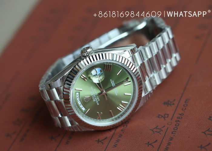 Rolex Replica Watch OYSTER PERPETUAL DAY-DATE 228236-0008 for Sale 第5张