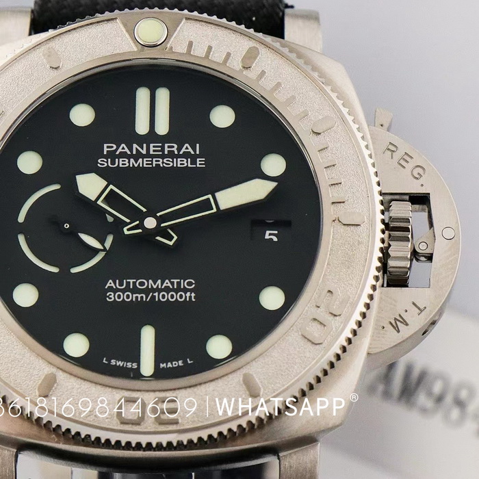 VS Factory Replica Watch PANERAI SUBMERSIBLE PAM00984 47mm for Sale 第3张