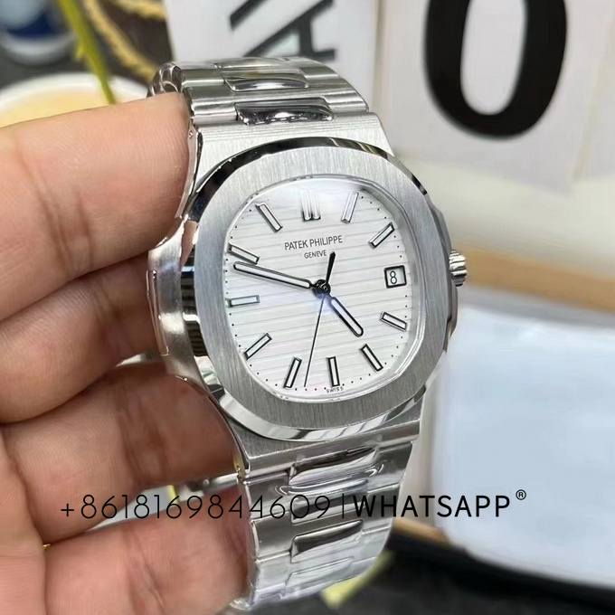 Replica Patek Philippe Nautilus 5711/1A-011 from 3K Factory for sale 第3张
