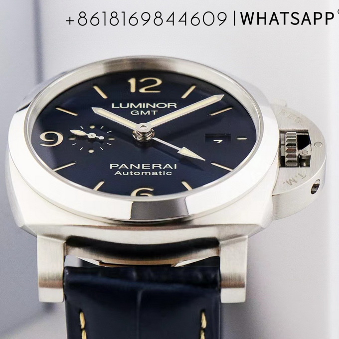 Top-grade replica Panerai Luminor GMT PAM01033 from VS Factory for sale 第6张