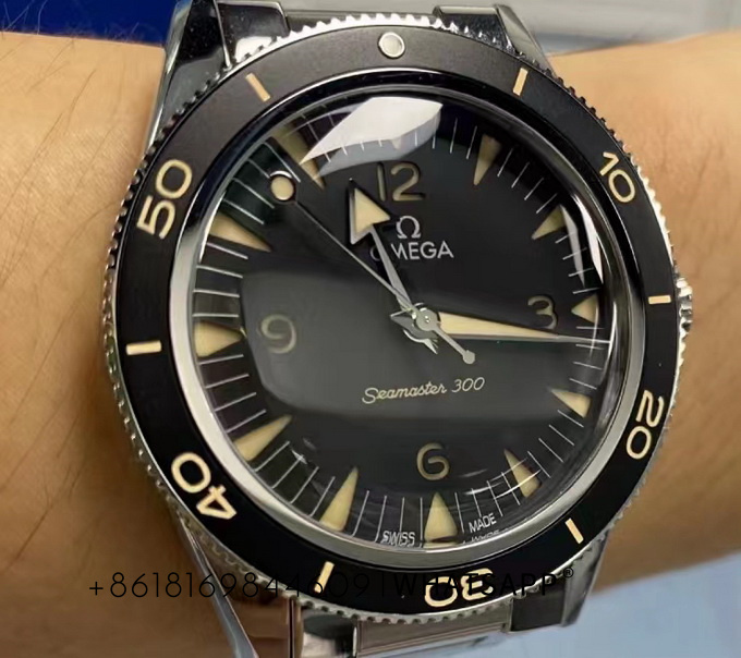 Omega Seamaster 300 MASTER 233.30.41.21.01.001 Replica Watch Sales by VS Factory 第5张