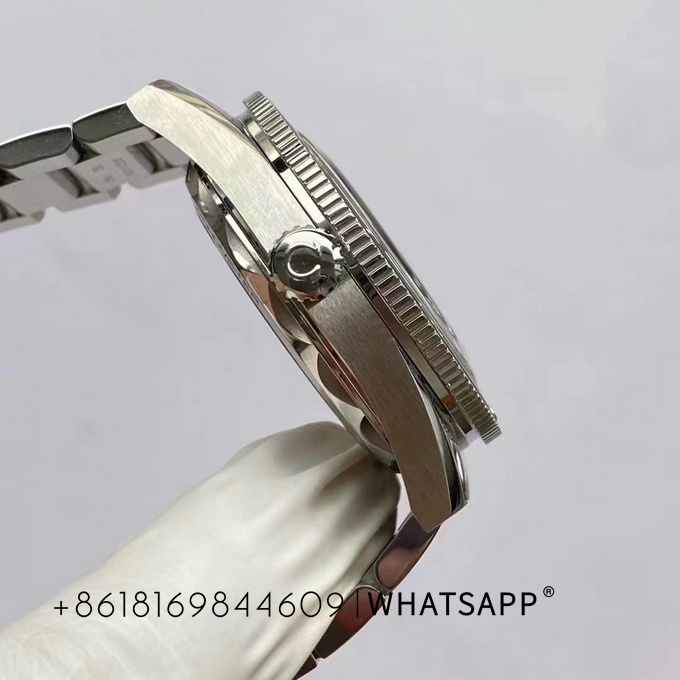 Omega Seamaster 300 MASTER 233.30.41.21.01.001 Replica Watch Sales by VS Factory 第7张