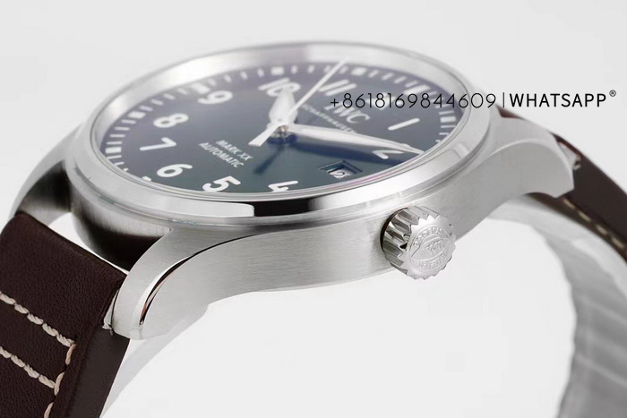 IWC IW328205 PILOT'S WATCH MARK XX (Green) 40mm Replica Watch for Sale 第7张
