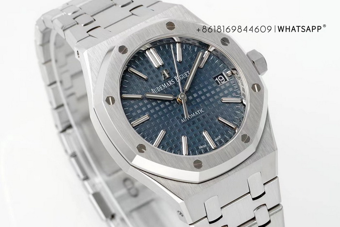 Audemars Piguet ROYAL OAK 15450ST.OO.1256ST.03 replica watch for sale 第2张