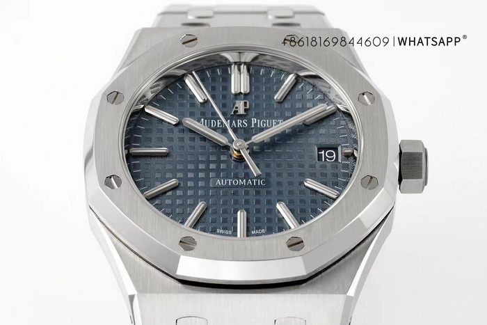 Audemars Piguet ROYAL OAK 15450ST.OO.1256ST.03 replica watch for sale 第4张