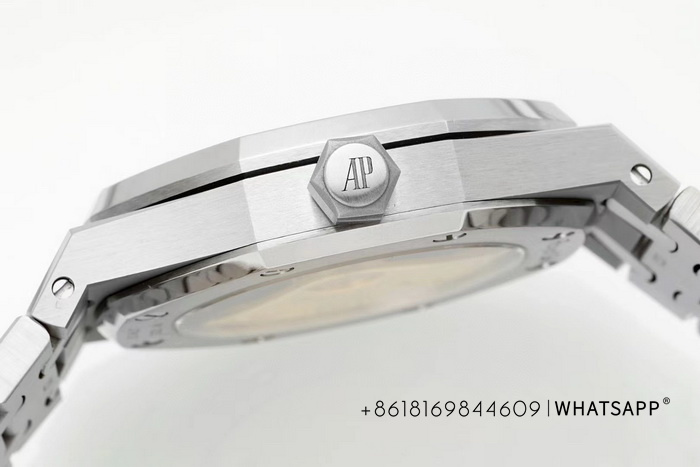 AP ROYAL OAK 15450ST.OO.1256ST.02 replica watch for sale 第7张