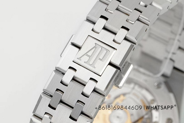 AP ROYAL OAK 15450ST.OO.1256ST.02 replica watch for sale 第9张