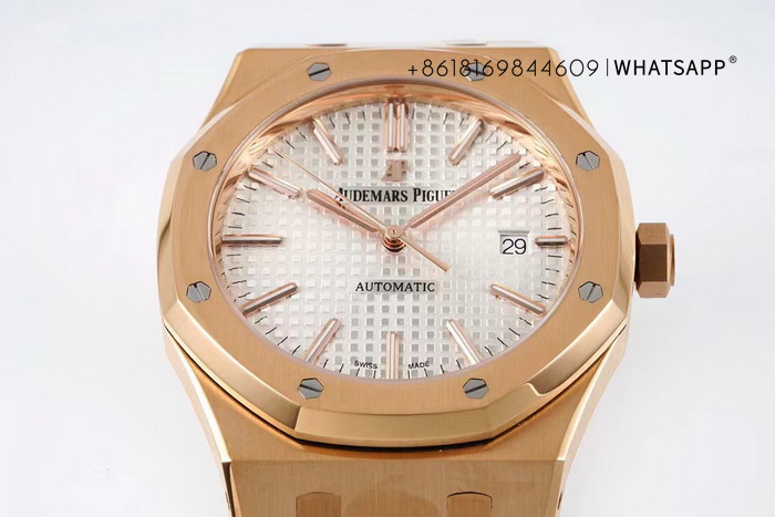 1:1 Copy ZF Factory Audemars Piguet ROYAL OAK 15400 (All Gold) Watch for Sale 第4张