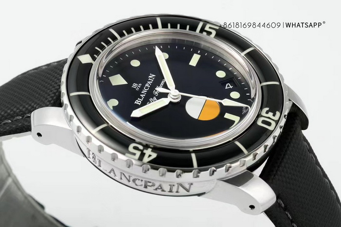 Sales of the ZF Factory BLANCPAIN FIFTY FATHOMS 5008-1130-B52A 1:1 Replica Watch 第3张