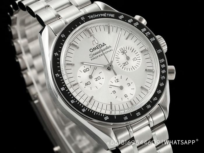 Omega SpeedMaster 310.60.42.50.02.001 Replica Watch Purchase 第3张