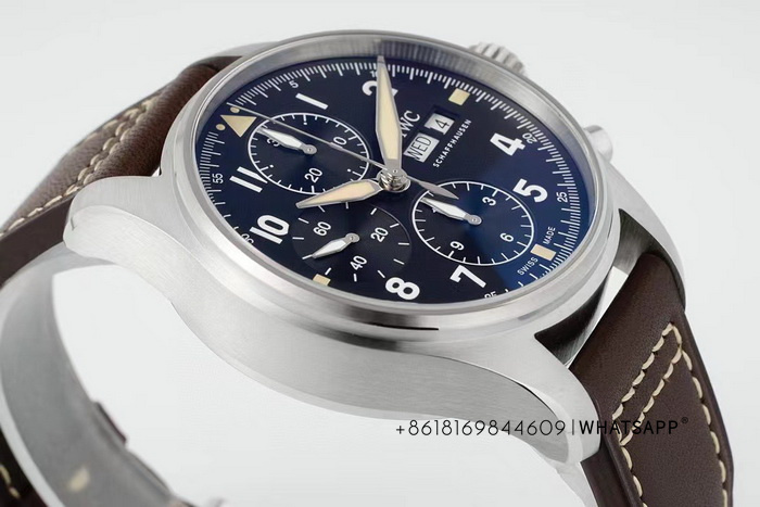 IWC Pilot's Watch IW387903 Replica Watch for Sale 第5张