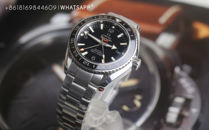 Introduction to the VS Factory Omega Seamaster 600M PLANET OCEAN GMT (Black) Replica Watch 第1张