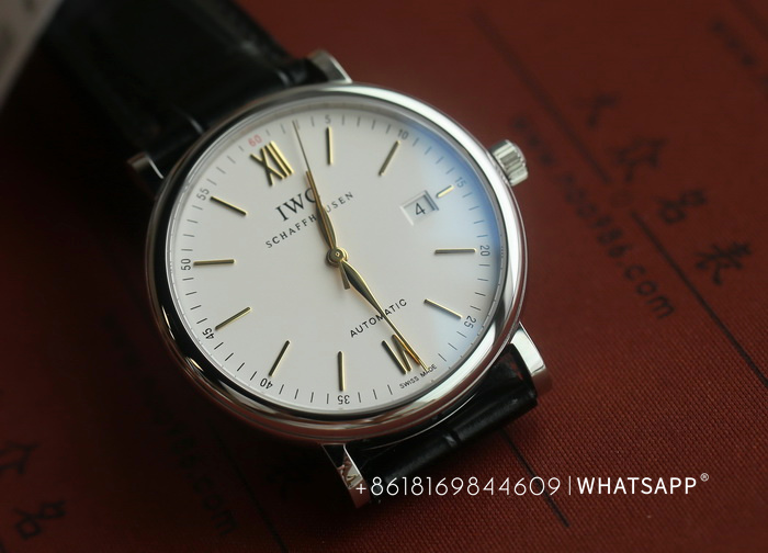 IWC PORTOFINO IW356517 1:1 CLONE watch introduction 第3张