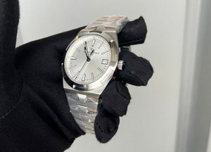 Transaction screenshot of a Vacheron Constantin watch purchased by a Russian customer