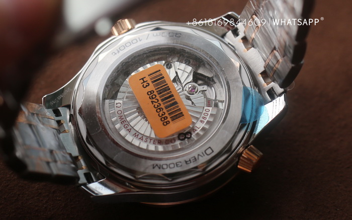 VS factory Omega SEAMASTER DIVER 300M 210.20.42.20.03.002 replica watch introduction 第11张