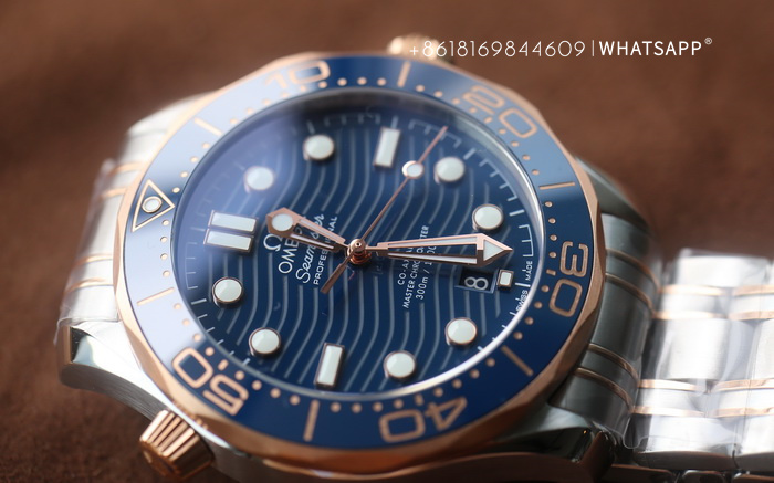 VS factory Omega SEAMASTER DIVER 300M 210.20.42.20.03.002 replica watch introduction 第8张