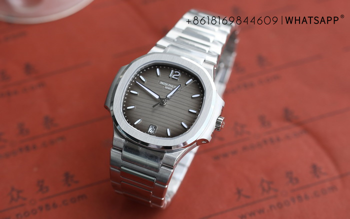 3K Factory PATEK PHILIPPE NAUTILUS 7118/1A-011 Ladies' Replica Watch Introduction 第3张