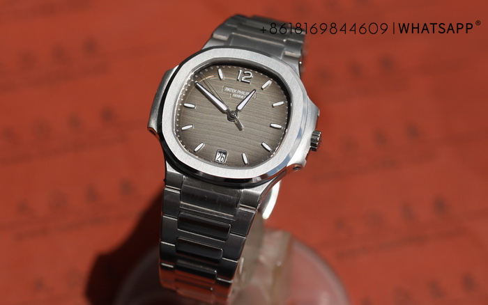 3K Factory PATEK PHILIPPE NAUTILUS 7118/1A-011 Ladies' Replica Watch Introduction 第1张