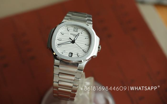 3K Factory PATEK PHILIPPE NAUTILUS 7118/1A-010 1:1 Replica Watch Introduction 第1张