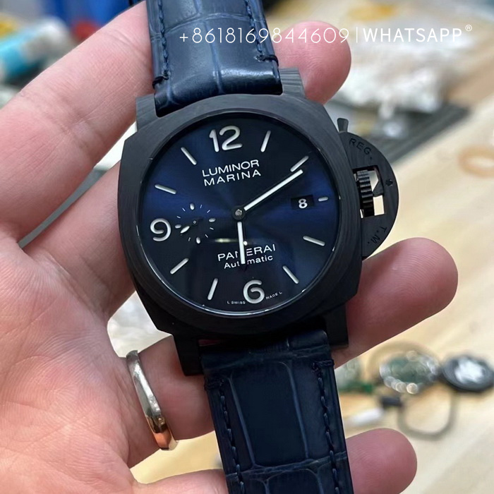 VS Factory Panerai PAM01664 Carbon Fiber Replica Watch for Sale 第7张