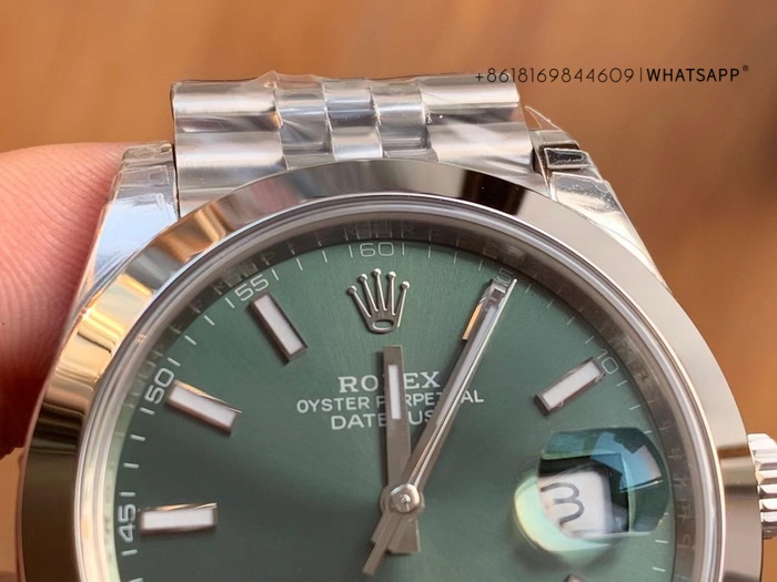 VS Factory Rolex Datejust m126300-0019 Replica Watch for Sale 第8张