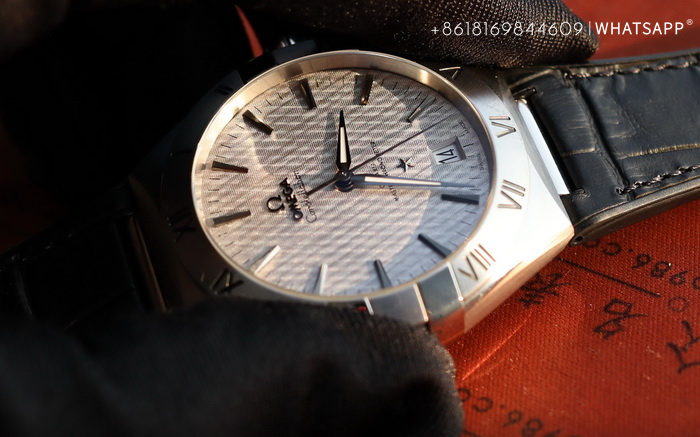 Sales of the VS Factory OMEGA CONSTELLATION 131.12.41.21.06.001 41mm Replica Watch 第4张