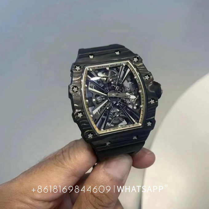 Richard Mille Carbon Fiber RM12-01 Tourbillon Replica Watch for Sale 第1张