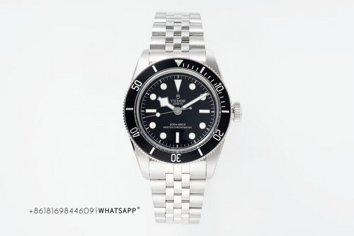 TUDOR BLACK BAY M7941A1A0NU-0003 1:1 Replica Watch Release 第1张