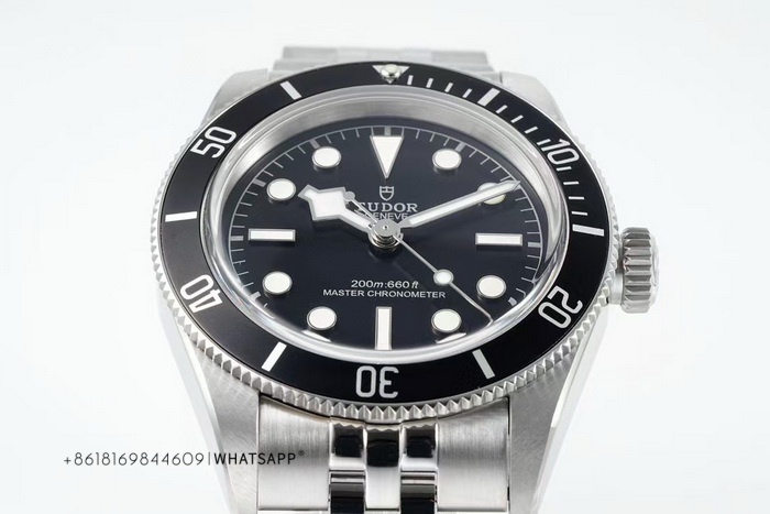 TUDOR BLACK BAY M7941A1A0NU-0003 1:1 Replica Watch Release 第4张