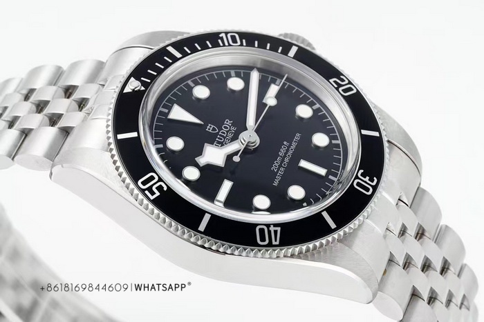 TUDOR BLACK BAY M7941A1A0NU-0003 1:1 Replica Watch Release 第5张