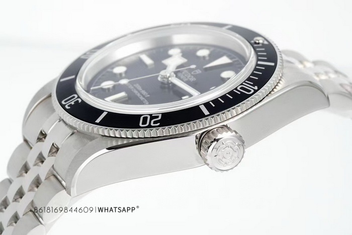 TUDOR BLACK BAY M7941A1A0NU-0003 1:1 Replica Watch Release 第7张