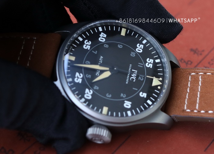 IWC IW329701 Big Pilot’s Watch 43 Spitfire 1:1 Replica for Sale 第6张