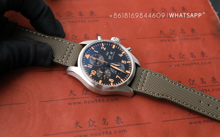 1:1 Replica IWC Pilot’s Watch Chronograph IW377730 Purchase Information 第2张