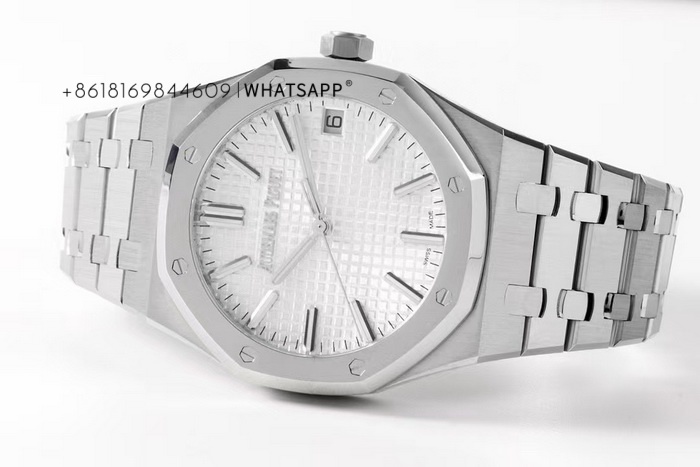 Audemars Piguet RORAL OAK 50th Anniversary 15510ST.OO.1320ST.08 Replica sales Information 第5张