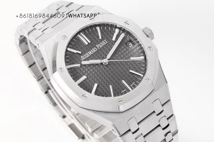 Audemars Piguet Royal Oak 50th Anniversary 15510ST.OO.1320ST.10 Replica Introduction 第5张