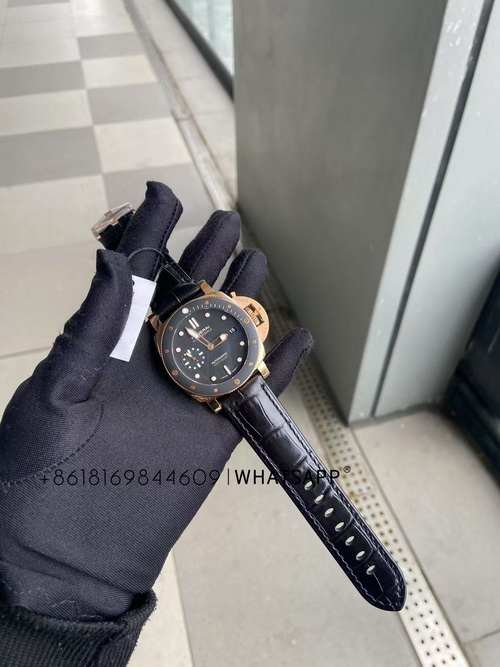 Transaction screenshot of the PANERI PAM00974 purchased by a customer from Russia 第4张