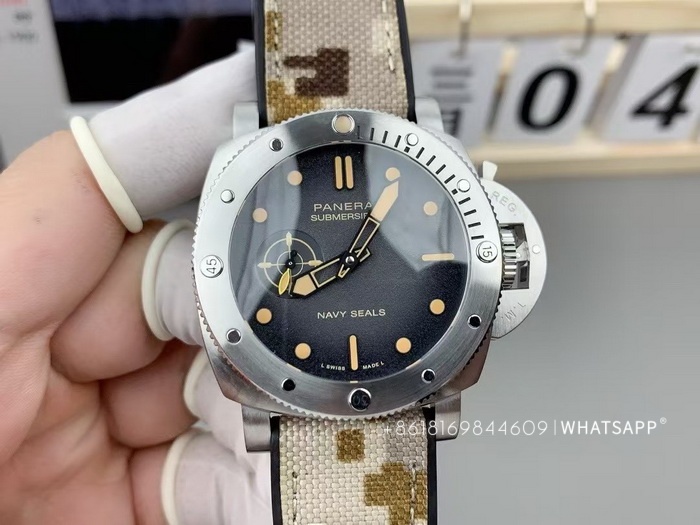 Purchase Information for the VS Factory Replica Panerai QuarantaQuattro Navy SEALs PAM01518 第4张