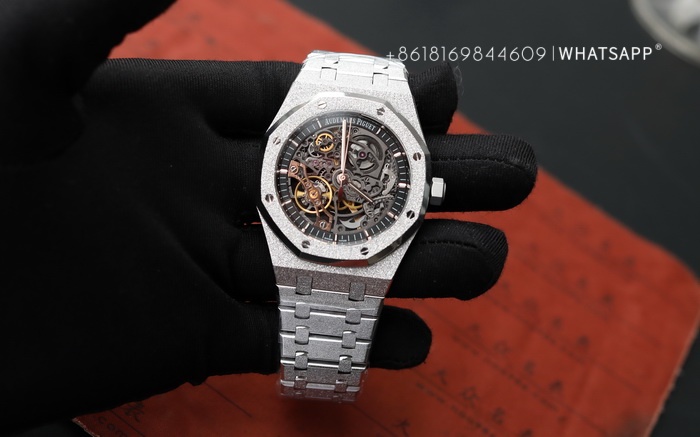 Audemars Piguet ROYAL OAK 15407BC.GG.1224BC.01 Super Clone Watch for Sale 第4张